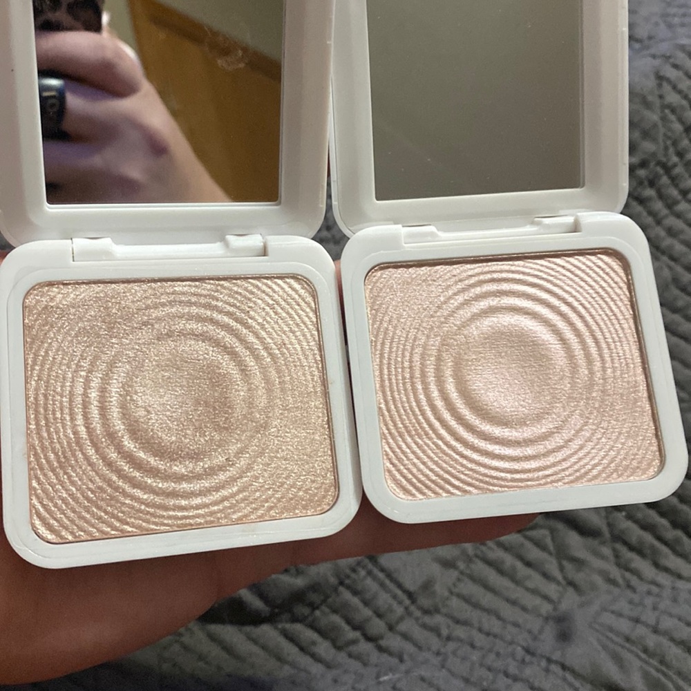 Models own highlighter